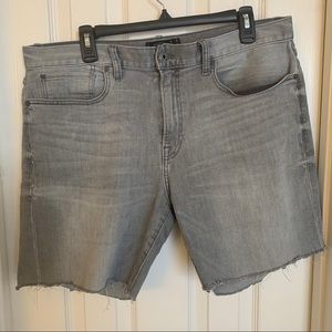 Mens Size 34 Grey Light Washed Lucky Brand 121 Heritage Cut Off Denim Shorts